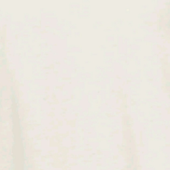 ONE NWT WHITE SO Perfect V-Neck Long Sleeve Tshirt - Picture 4 of 7